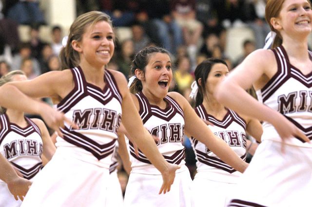 Mercer Island High School Cheerleaders