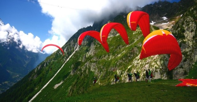 paragliding