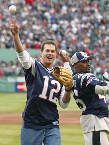 tom_brady_expos_02_01_12